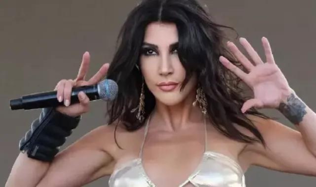 Hande Yener’den Sert Tepki: “İran’a Git, Orada Yaşa!”