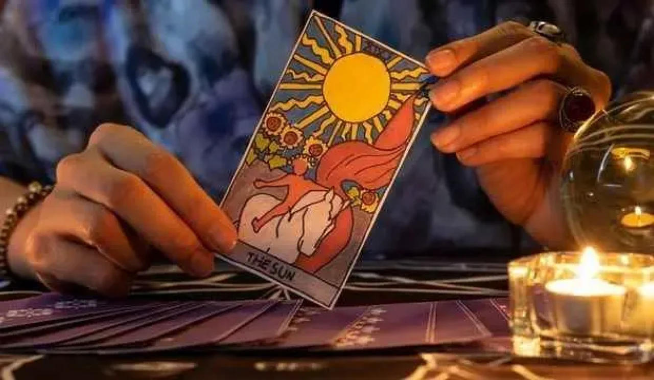 28 Kasım Perşembe 2024: Günlük Tarot Falı (Aşk, Sağlık, Para, İş) 3