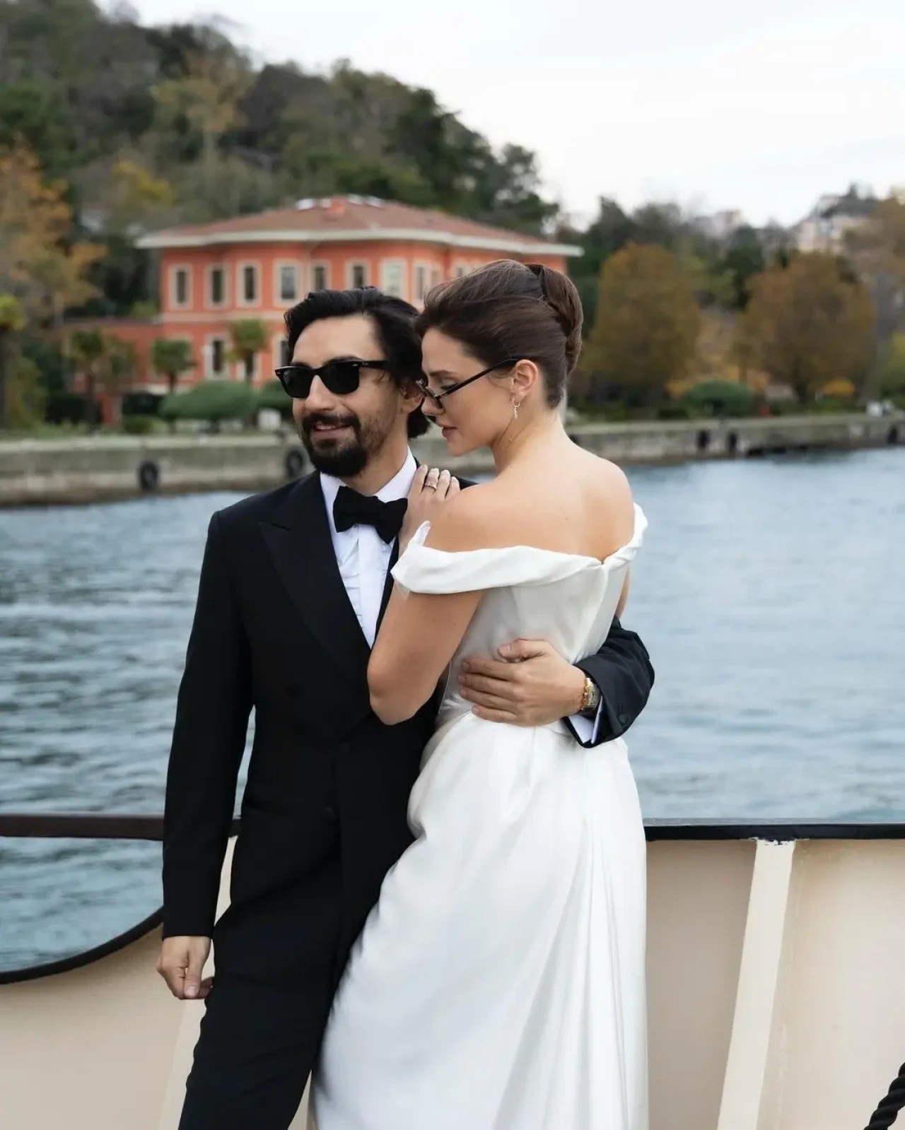 Alina Boz ve Umut Evirgen’in Romantik Birinci Evlilik Yıl Dönümü Kutlaması 5