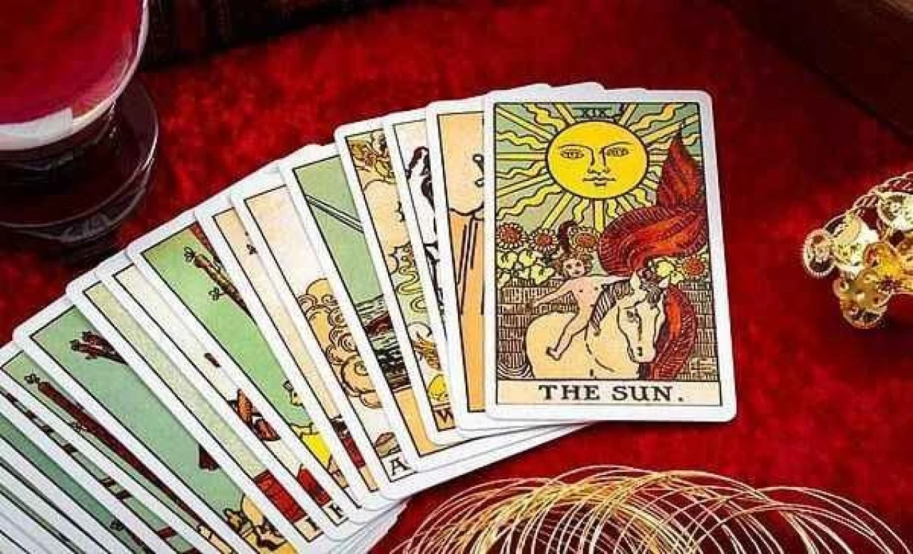 6 Aralık 2024 Cuma: Günlük Tarot Falı (Aşk, Sağlık, Para, İş) 2