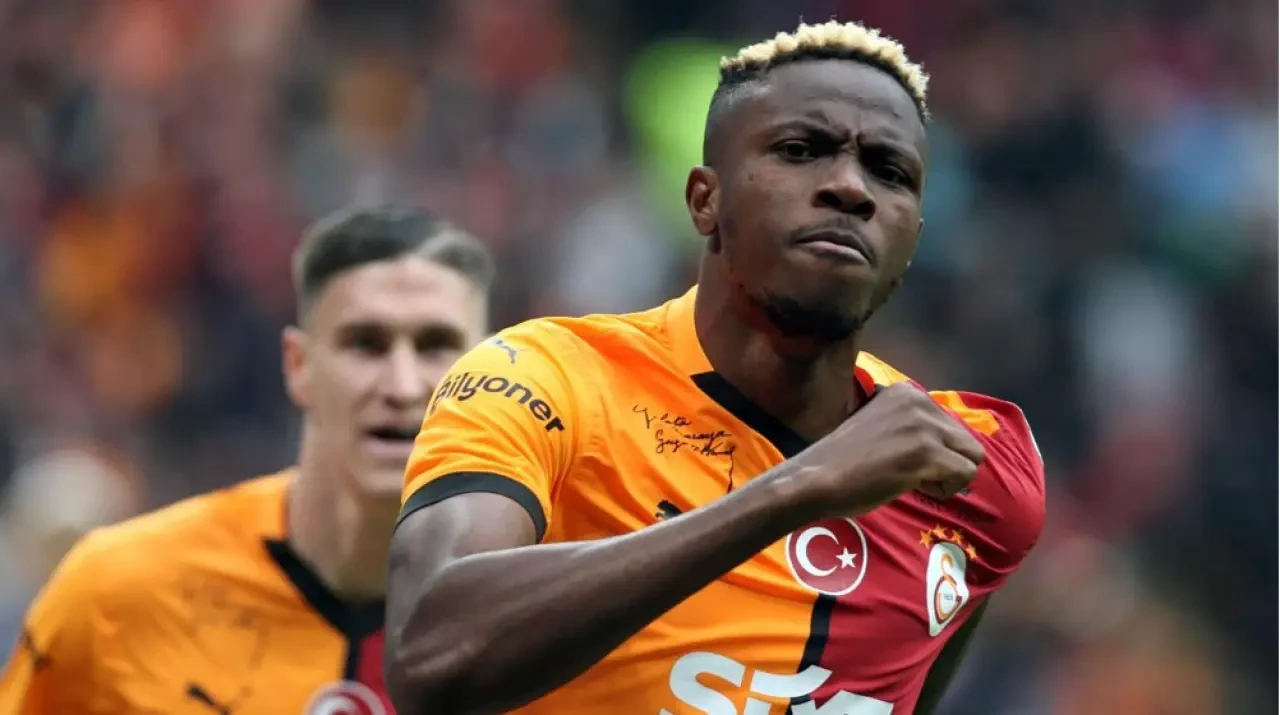 İngiliz devi Victor Osimhen için devreye girdi: Galatasaray'ın yıldızını almak için Napoli'nin kapısını çalacaklar 2