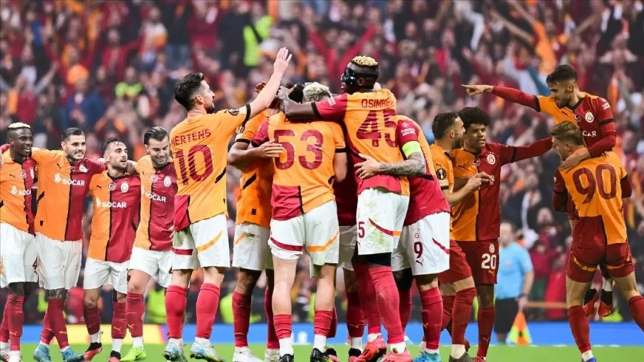 Galatasaray'da bu hafta 3 isimle yollar ayrılıyor! Okan Buruk yetkiyi aldı, transfer listesi belli oldu 6