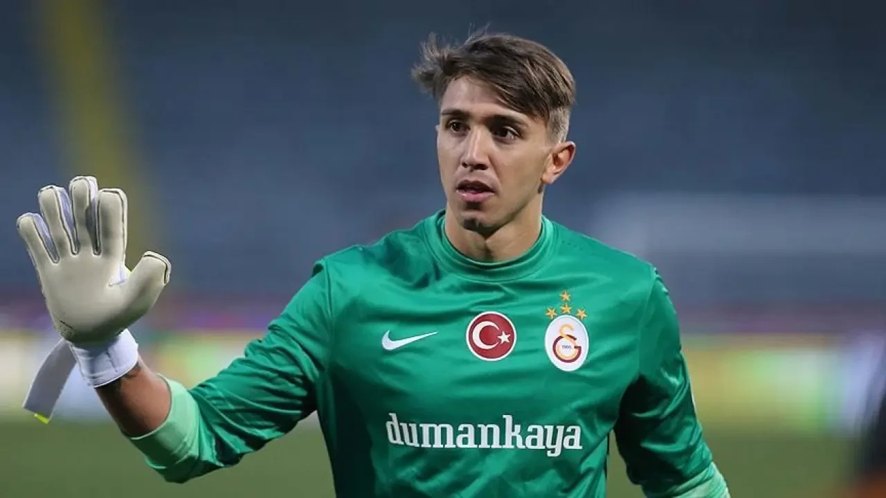 Muslera'dan ayrılık açıklaması! Felipe Melo ile konuştu: Efsane kalecinin gelecek planları netleşti 7