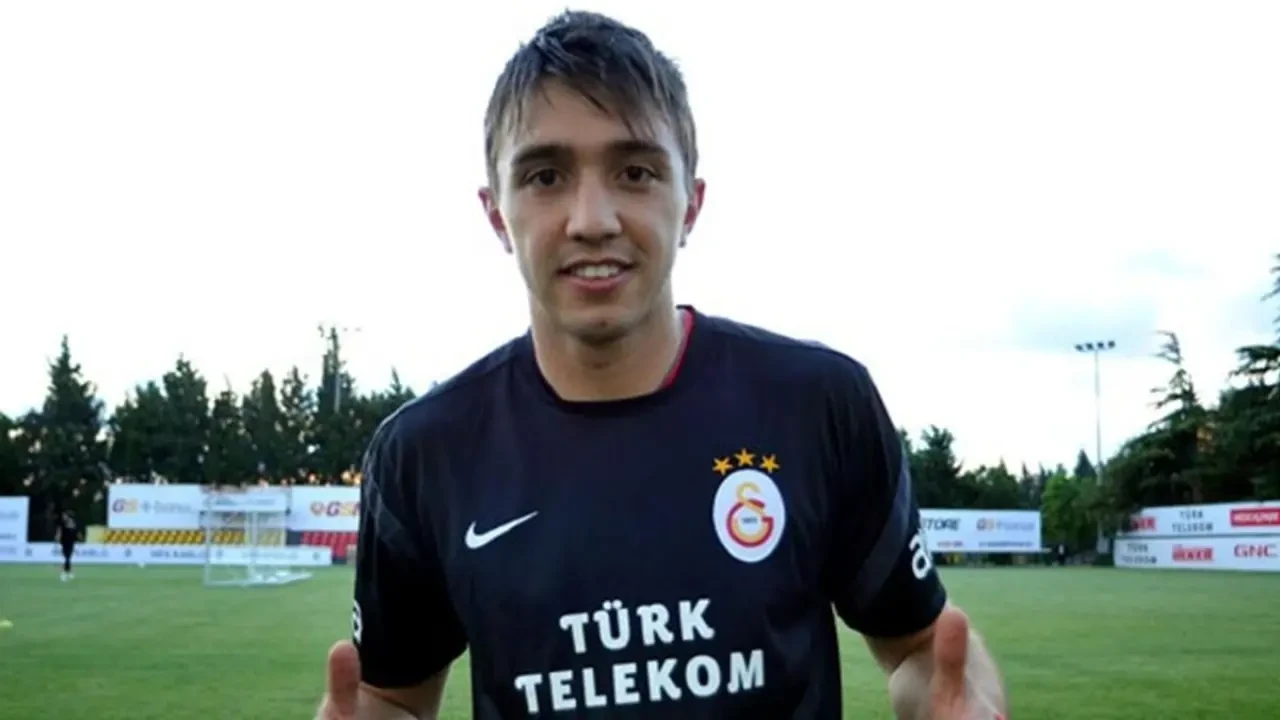 Muslera'dan ayrılık açıklaması! Felipe Melo ile konuştu: Efsane kalecinin gelecek planları netleşti 8