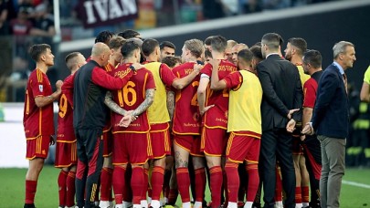 Udinese-Roma maçında korkutan olay: Maç tatil edildi!