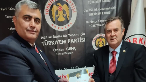 Türkiye’m Partisi’nden Tanju Özcan’a destek!